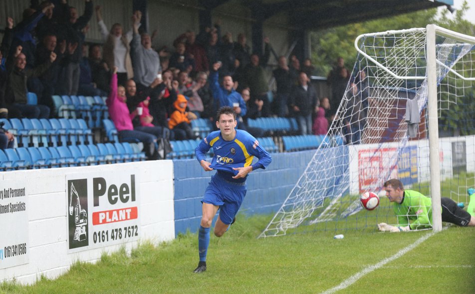 Radcliffe Borough 3 vs. 5 Spennymoor Town 3 September 2016 First