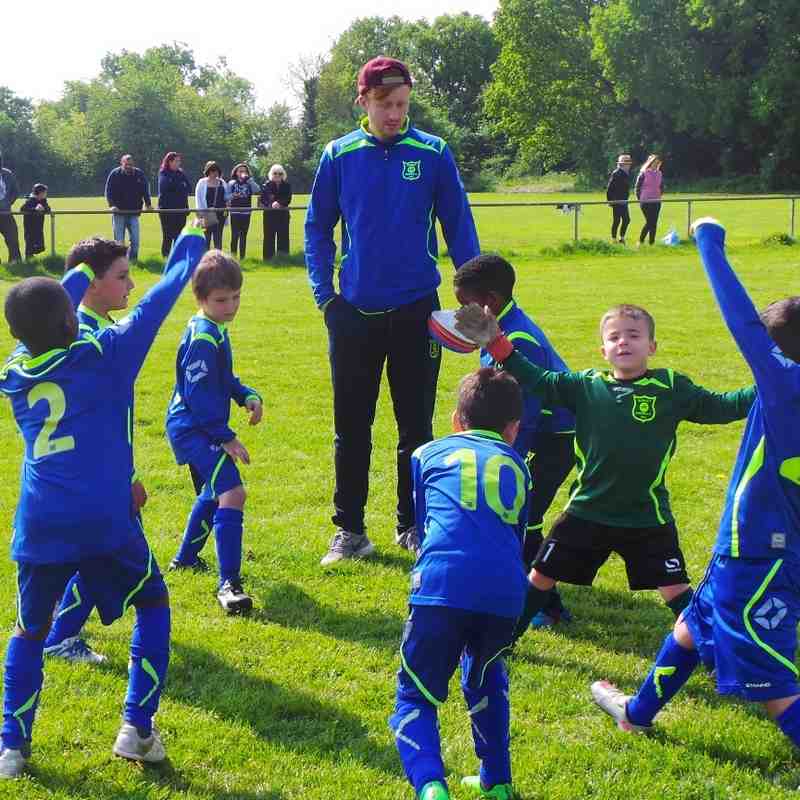 Hamsey Rangers Reds Hamsey Rangers U8 Gunners Cup Final 2016 - Club photos - Hamsey Rangers FC